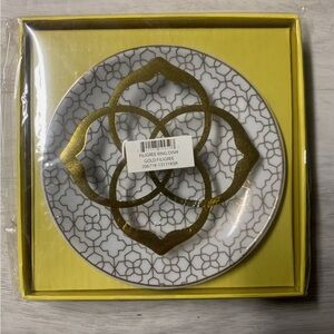 Kendra Scott Gold Filigree Ring/Jewelry Dish Holder 4.5" - New in Box